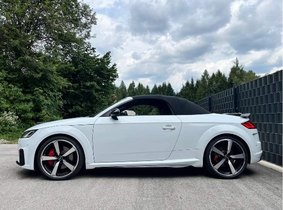 Audi TTS Roadster Competition Plus